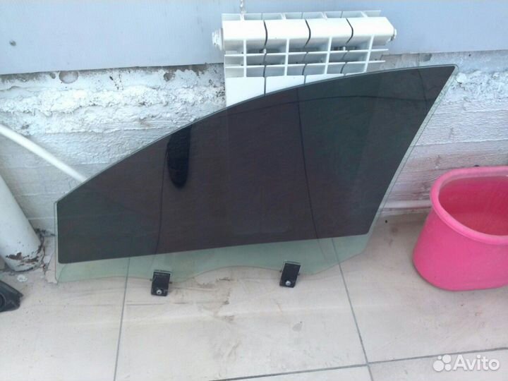 Мерседес W221.2009-2013г.Стекло двери пер.прав