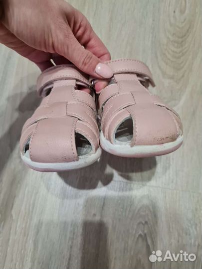 Сандали для девочки 23 размер