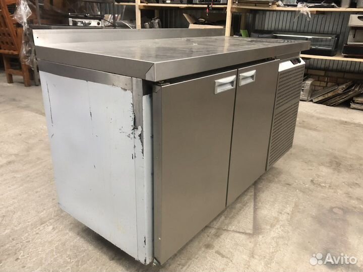 Стол морозильный hicold SN 11/BT с бортом