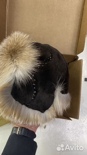Шапка женская из натурального меха