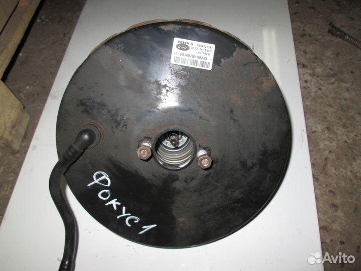 Усилитель тормозов вакуумный Форд Фокус 1