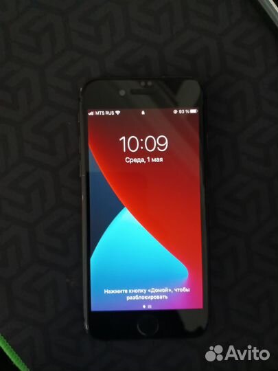 iPhone 8, 64 ГБ