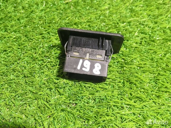 Кнопка заднего стеклоподъёмника Volvo 850