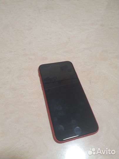 iPhone SE (2020), 64 ГБ