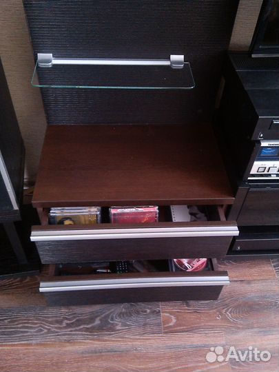 Тумба прикроватная