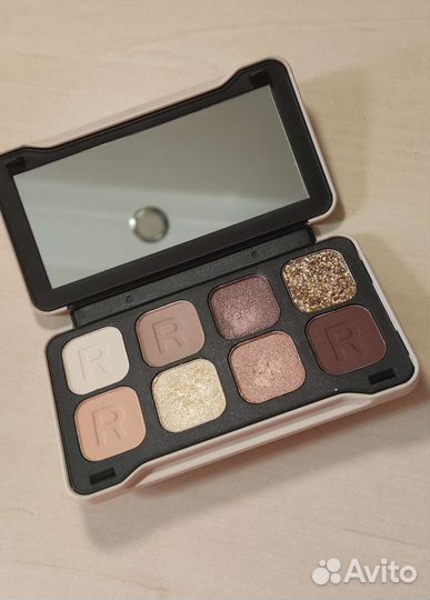 Тени для век