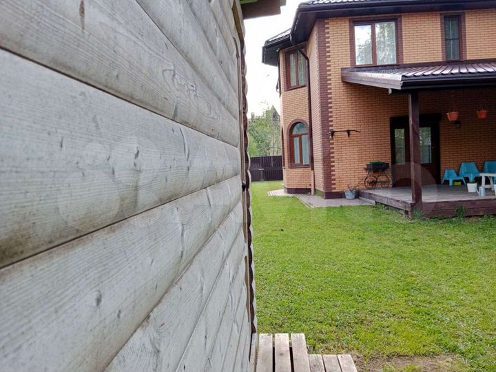 Дом 165 м² на участке 7,5 сот.