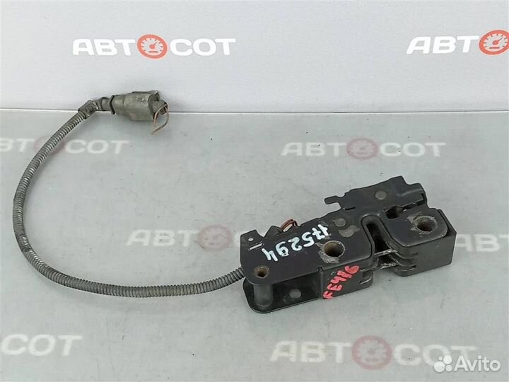 Замок капота VW Golf Plus 2005-2014