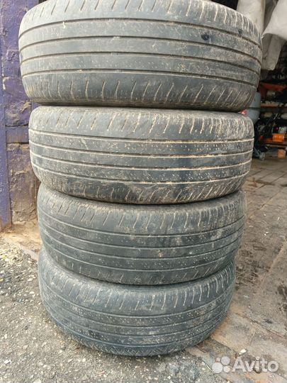 Maxxis Bravo HP-M3 215/65 R16 98V