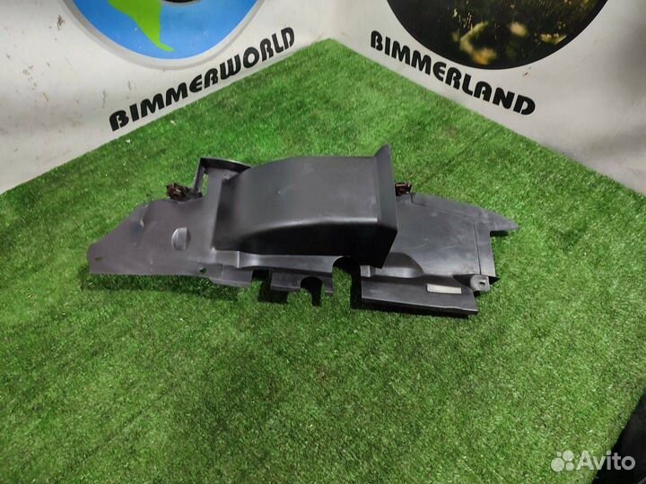 Воздуховод тормозного механизма правый BMW 5