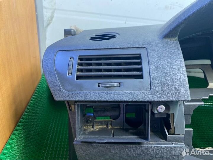 Торпедо Opel Astra H Z13DTH 2008