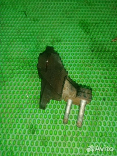 Кронштейн двигателя Hyundai Accent