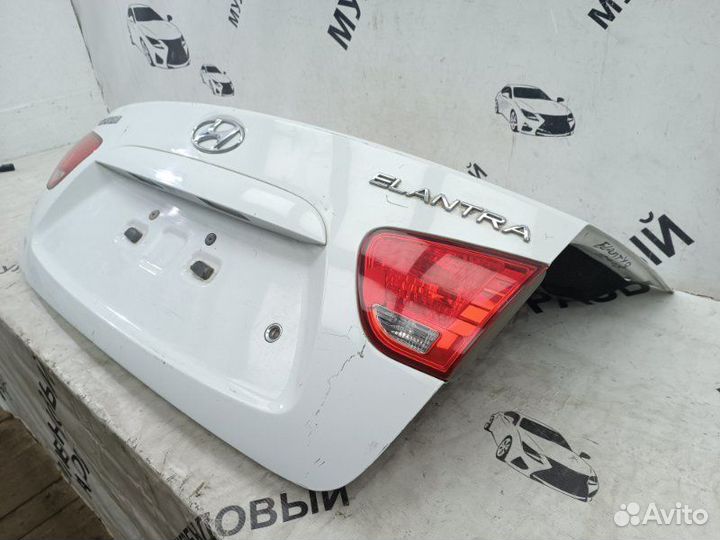 Крышка багажника Hyundai Elantra 4