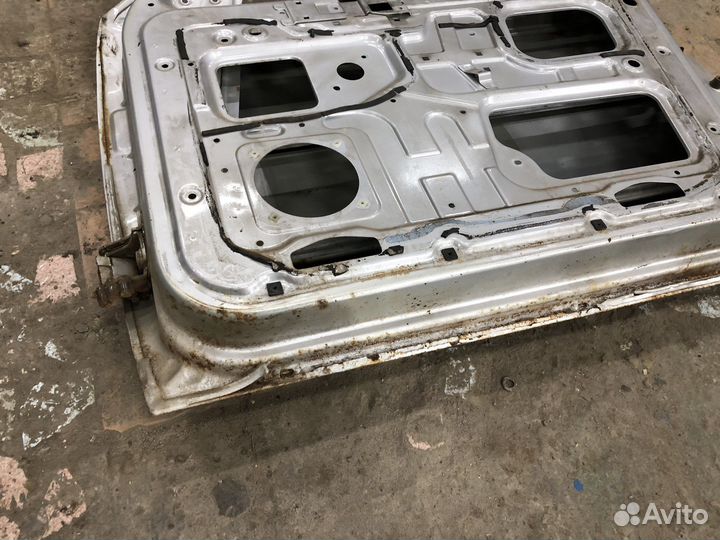 Дверь передняя правая geely otaka