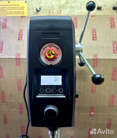 Диссольвер лабораторный 800В