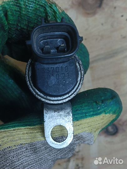 Датчик vvt-i (клапан vvt-i) Toyota 337010-501021