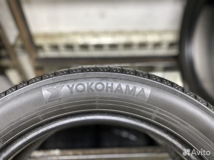 Yokohama BluEarth-A 215/55 R17 94V