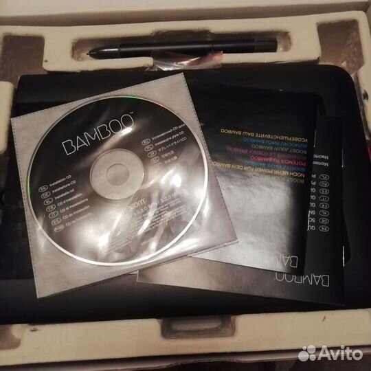 Графический планшет Wacom Bomboo