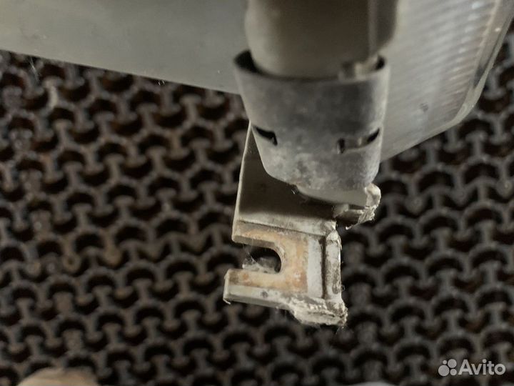 Фара правая Volvo Неопознанная модель