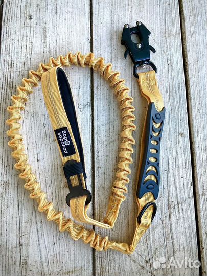 Поводок с амортизатором и карабином 