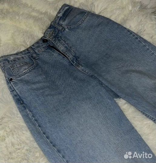 Джинсы