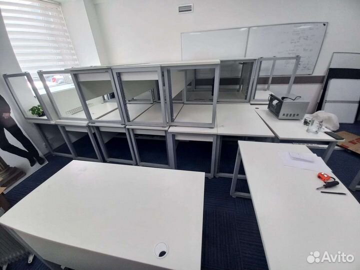 100 шт Стол белый 120/60 см и кресла