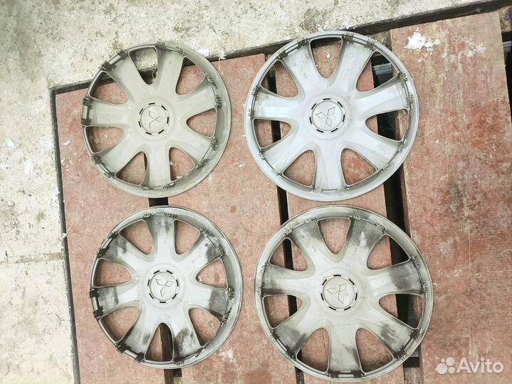 Колпаки на колеса r 16 mitsubishi