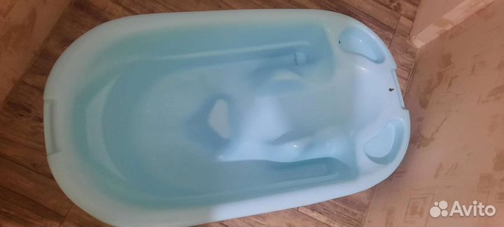 Ванночка для купания с горкой