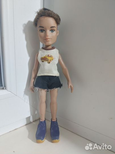 Кукла Bratz