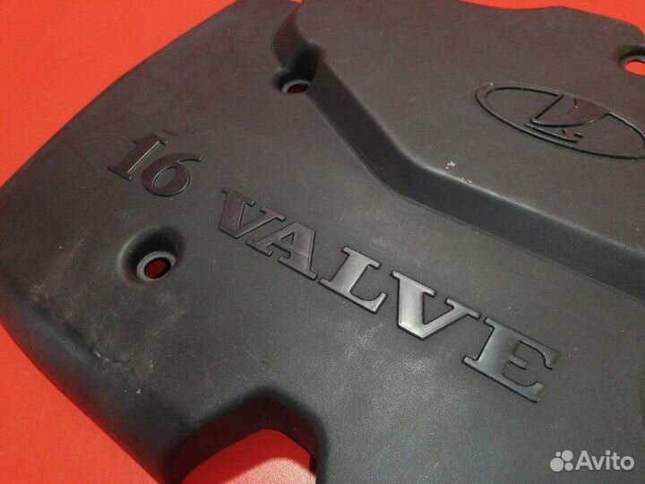 Декоративная крышка двс Лада 2112 21122 ваз-21124