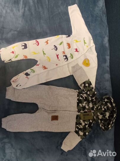 Комбинезоны новые 2 шт