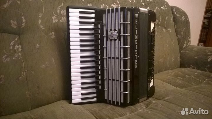 Аккордеон Weltmeister S 5. Готовый. 4/4