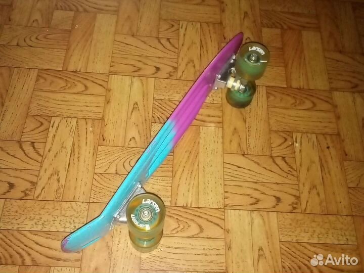 Пениборд Larsen