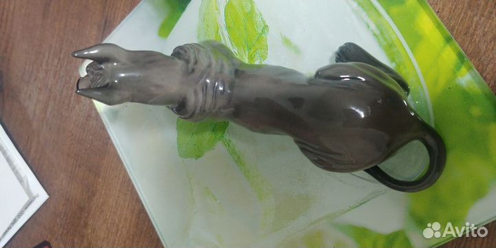 Фарфоровые статуэтки Дог