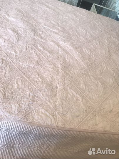 Покрывало на кровать