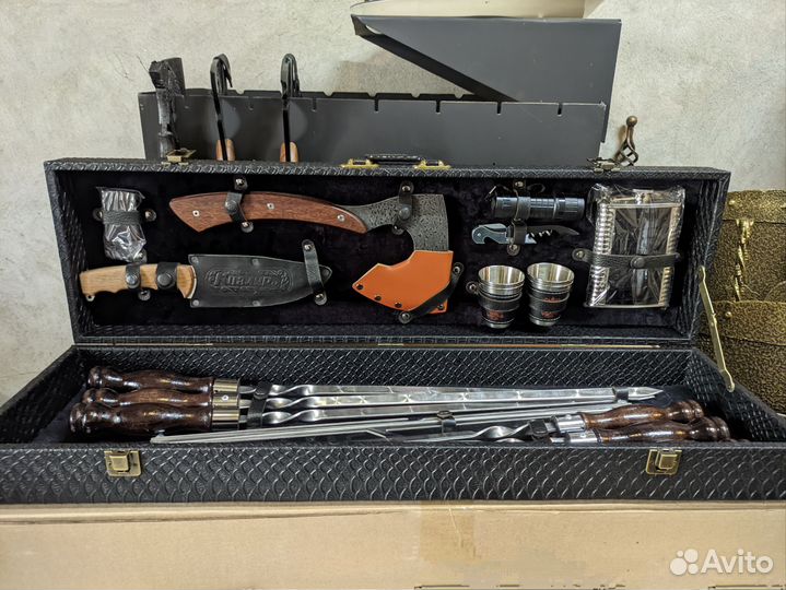 Набор шампуров с топориком