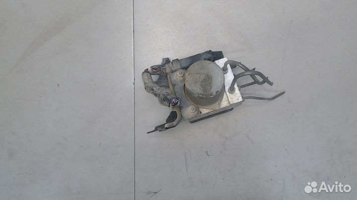Блок абс, насос Toyota Verso, 2009
