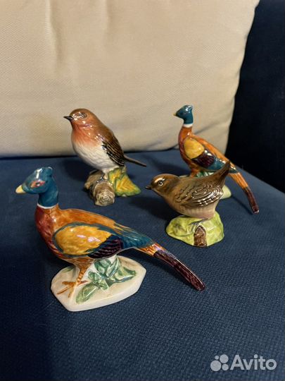 Фарфоровые статуэтки птички. Beswick