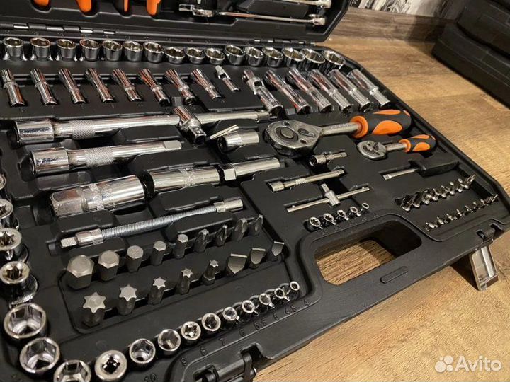 Набор инструментов 131 предмет