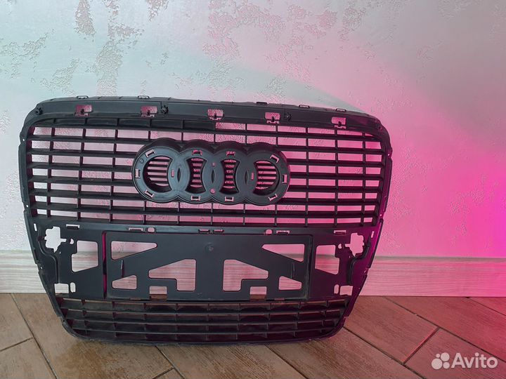 Решетка радиатора audi A6