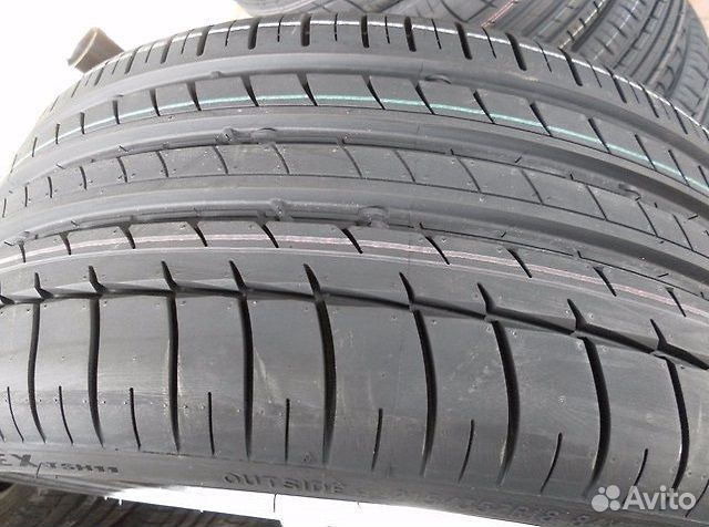 Triangle Sports TH201 295/30 R19 101ZR