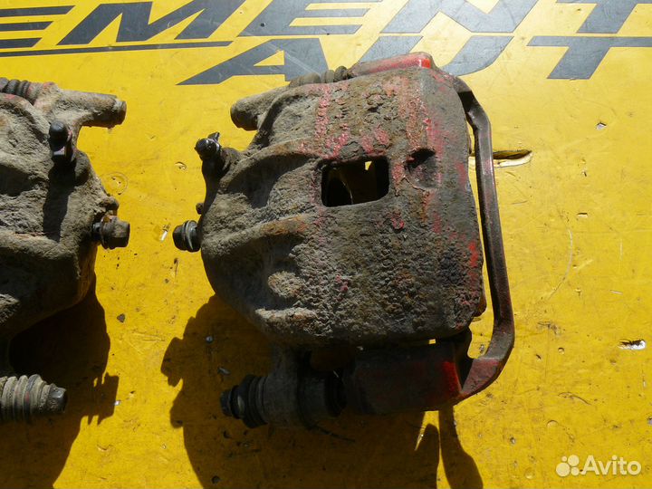 Суппорт передний тормозной для Hyundai Accent II