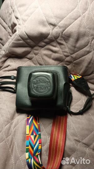 Пленочный фотоаппарат зенит