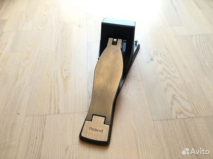Roland kt 10