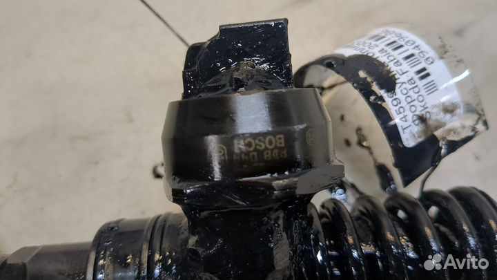 Форсунка топливная Skoda Fabia