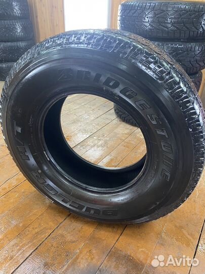Bridgestone Dueler H/T 265/70 R16