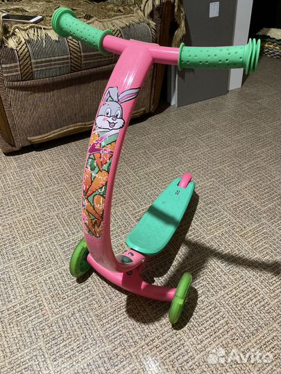 Самокат трехколесный