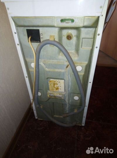 Стиральная машина аристон (на запчасти)