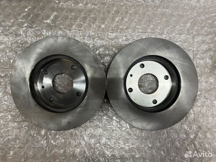 Диск тормозной передний Chevrolet Aveo T300 2011