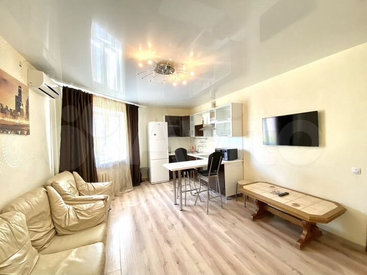 2-к. квартира, 60 м², 3/17 эт.